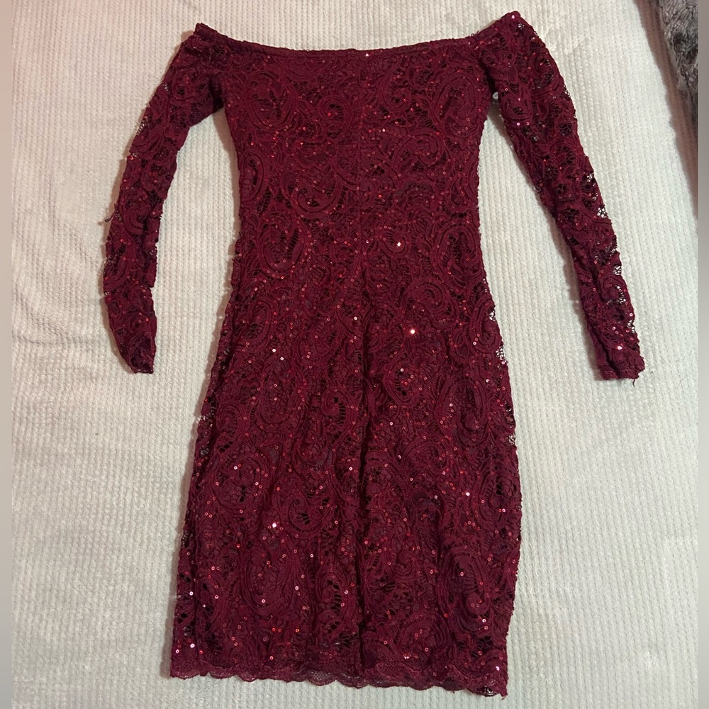 Burgundy Lace Bodycon Dress
